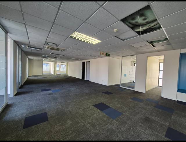 1,312M² OFFICE TO LET IN SANDTON CENTRAL